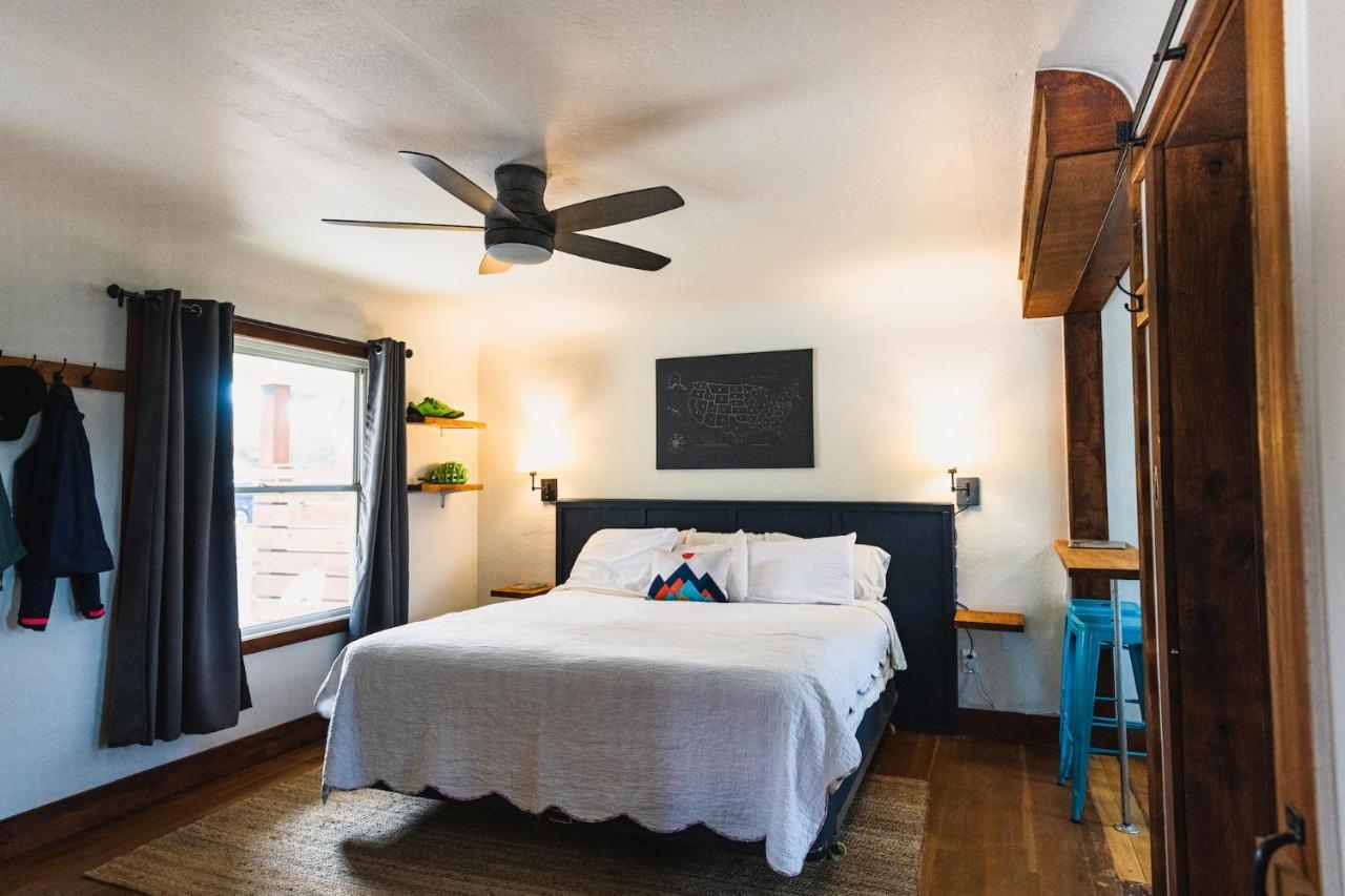 Left Coast Lodge - Pet Friendly Sisters Exteriör bild