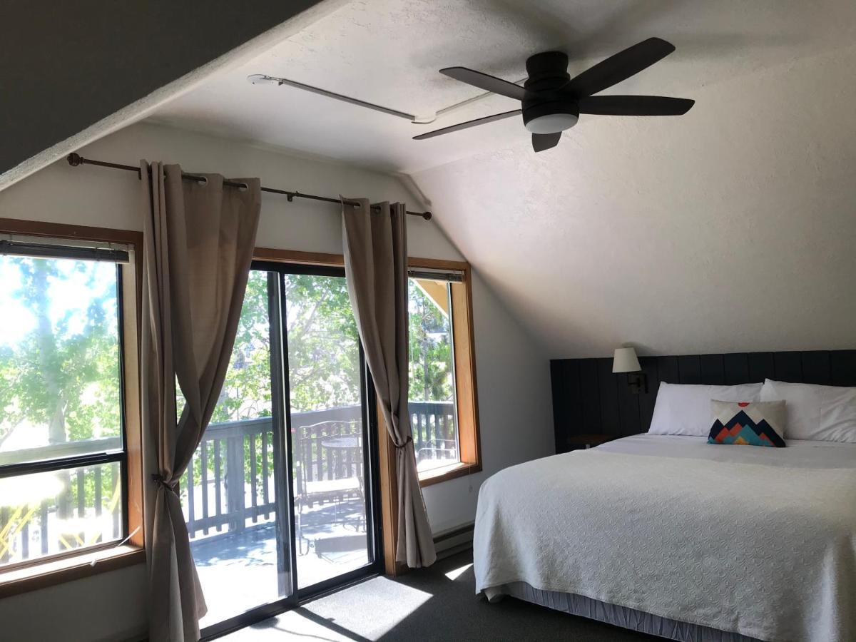 Left Coast Lodge - Pet Friendly Sisters Exteriör bild