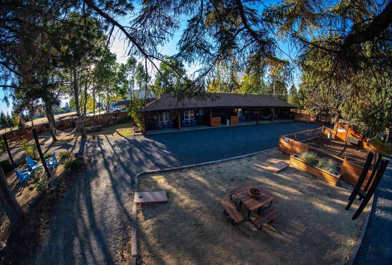 Left Coast Lodge - Pet Friendly Sisters Exteriör bild