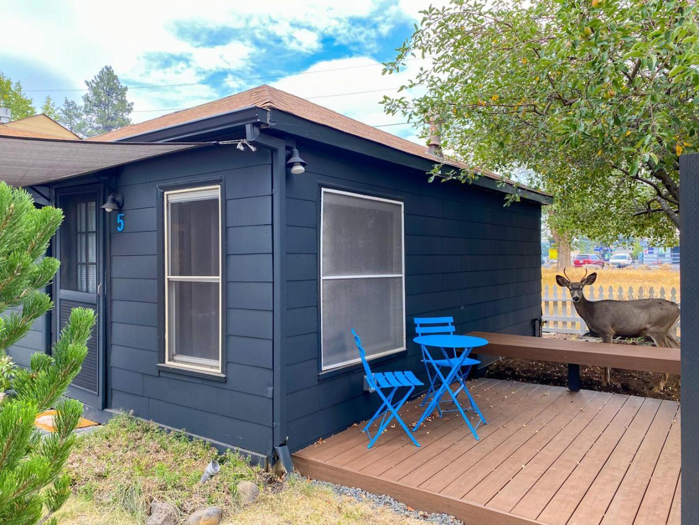 Left Coast Lodge - Pet Friendly Sisters Exteriör bild